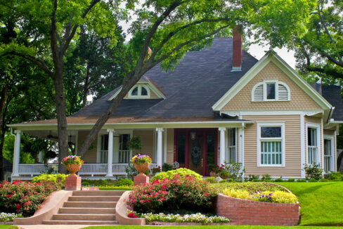 Palisades Court